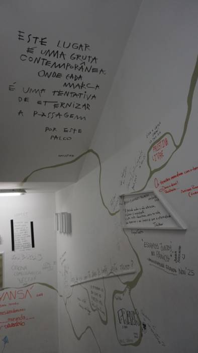 Grutas do Teatro-Cine - espeleológica artística 